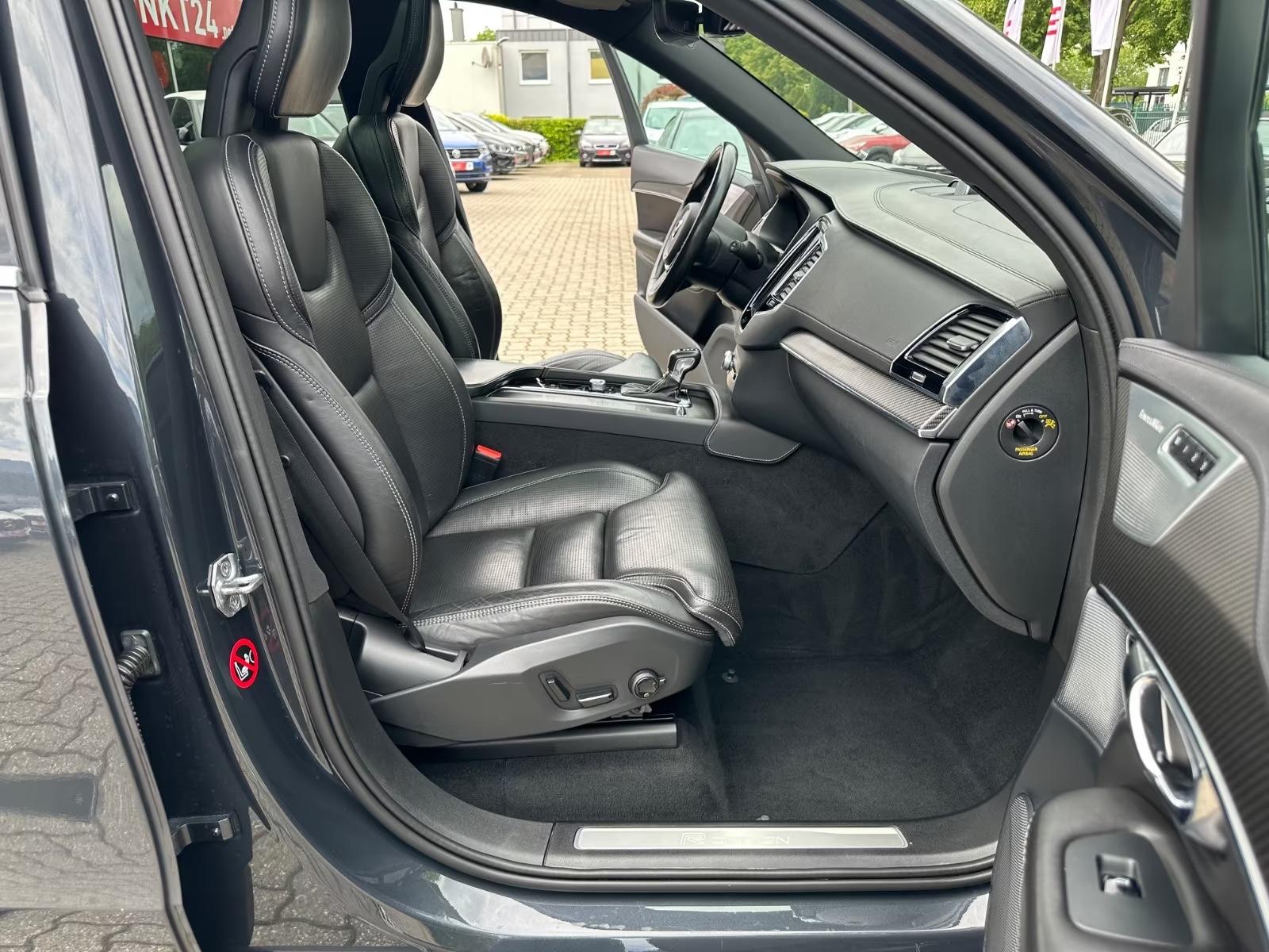 Volvo XC90 R-Design AWD KEY Stand AHK Pano ACC Luft