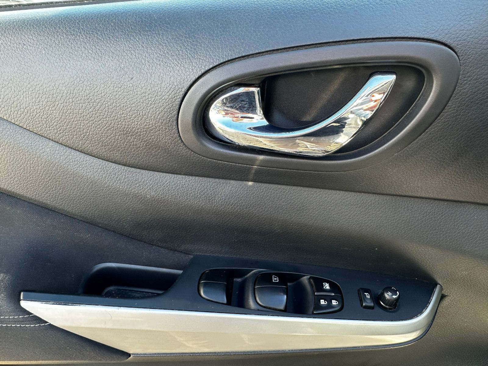 Fahrzeugabbildung Nissan Navara NP300 Acenta Double Cab 4x4