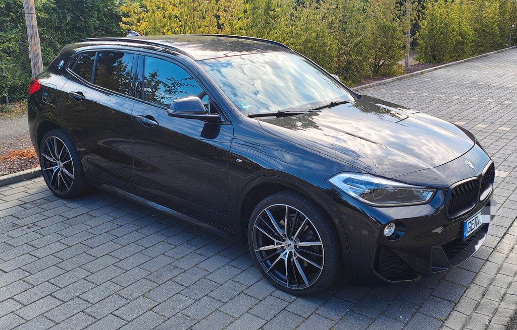 Image of BMW X2