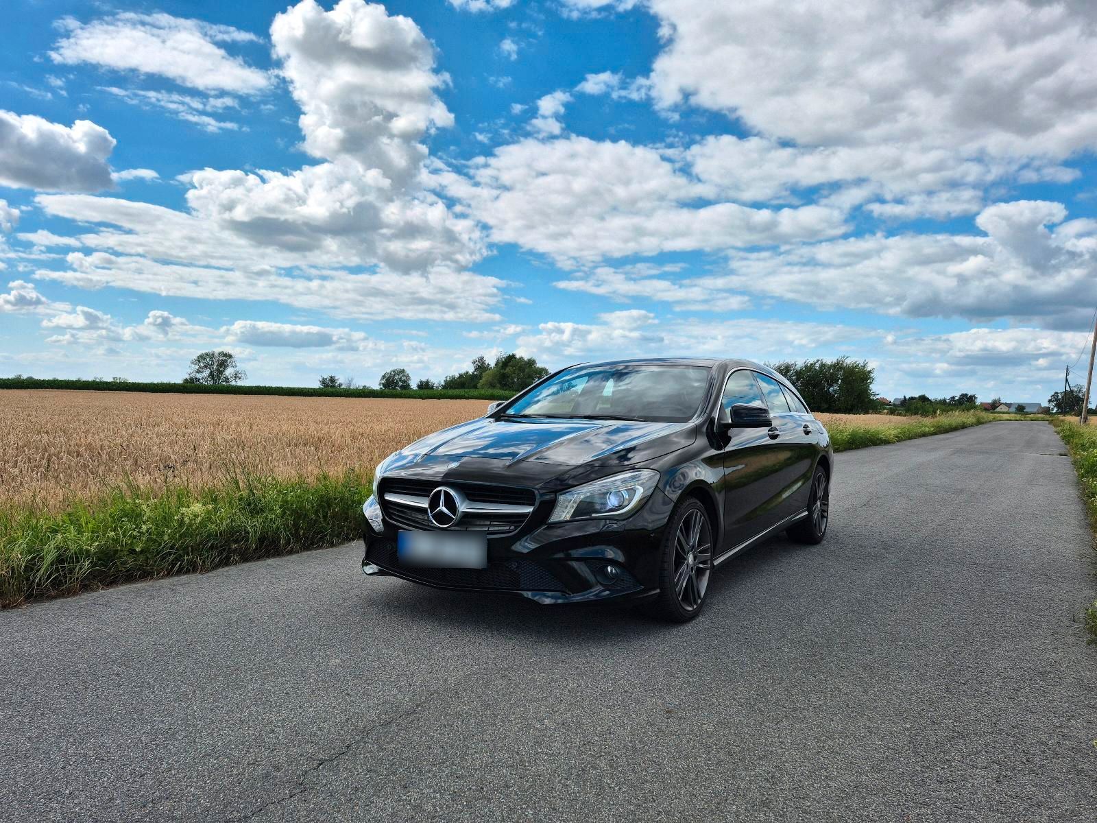 MERCEDES-BENZ MERCEDES CLA 200d X117