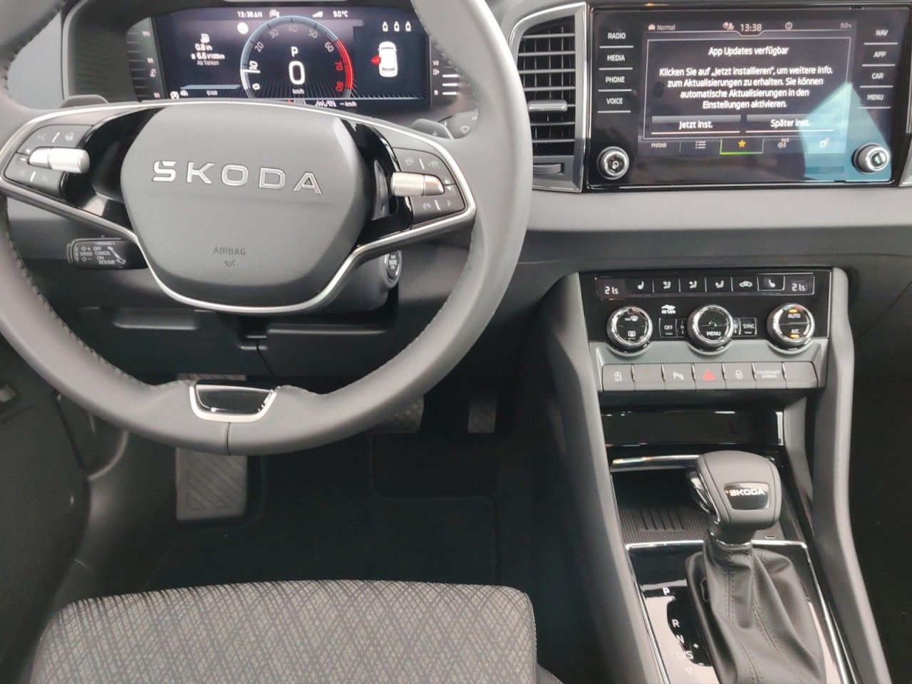 SKODA Karoq Selection Style TSI DSG – 5 Jahre Garantie - Bild 15