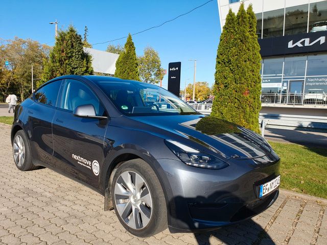 Tesla Model Y Long Range AWD Allrad USS/PDC, HU neu