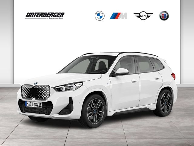 BMW iX1 xDrive30 M Sportpaket ACC DA+ PA+ 360° HUD