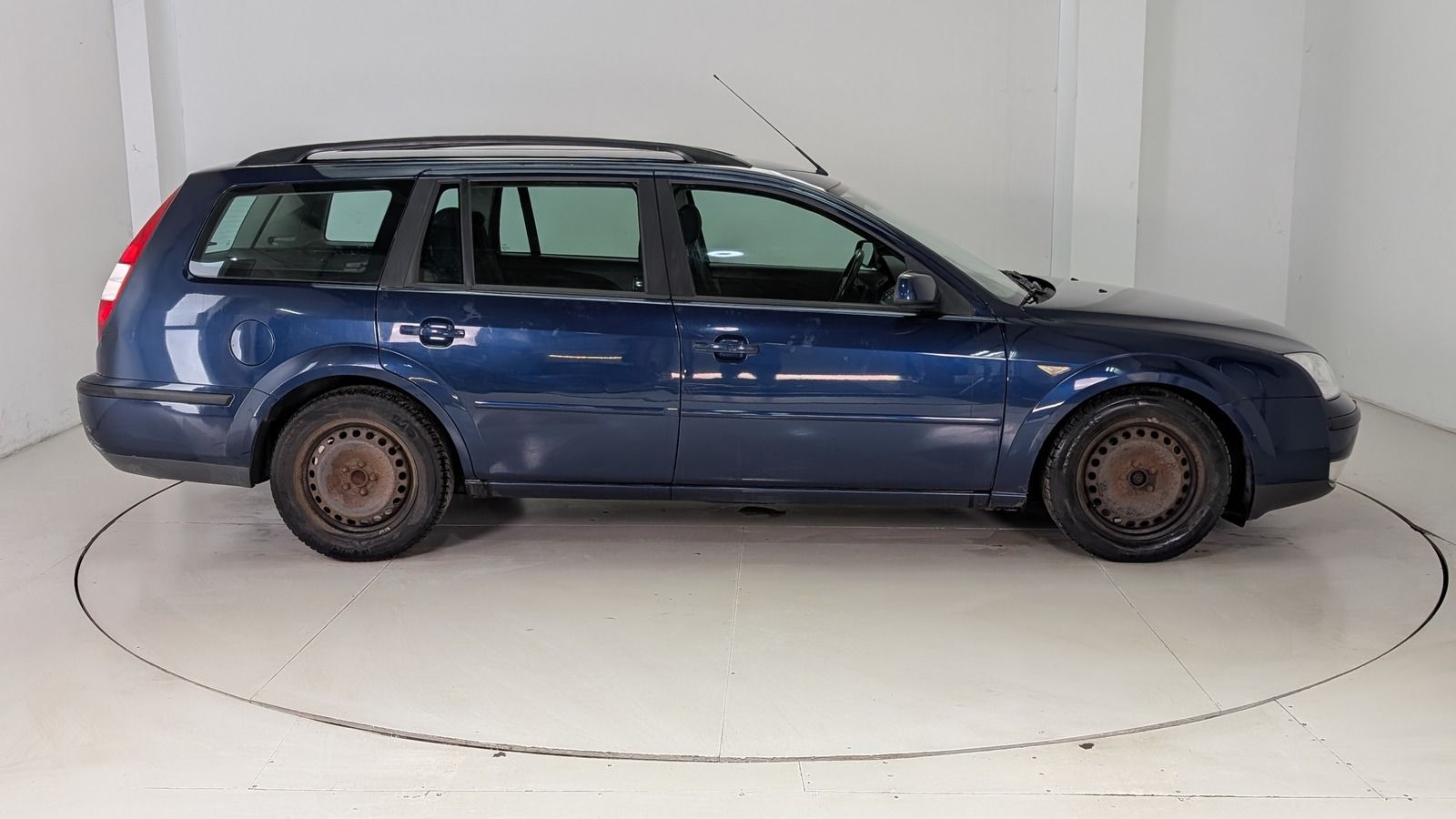 Fahrzeugabbildung Ford Mondeo Turnier 1.8 Ambiente