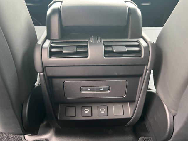 Fahrzeugabbildung Land Rover Defender 110 X-Dynamic HSE by M.A.S. STYLE