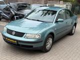 Volkswagen Passat 1.6 Comfortline - gebrauchte VW Passat aus dem Jahr 2000