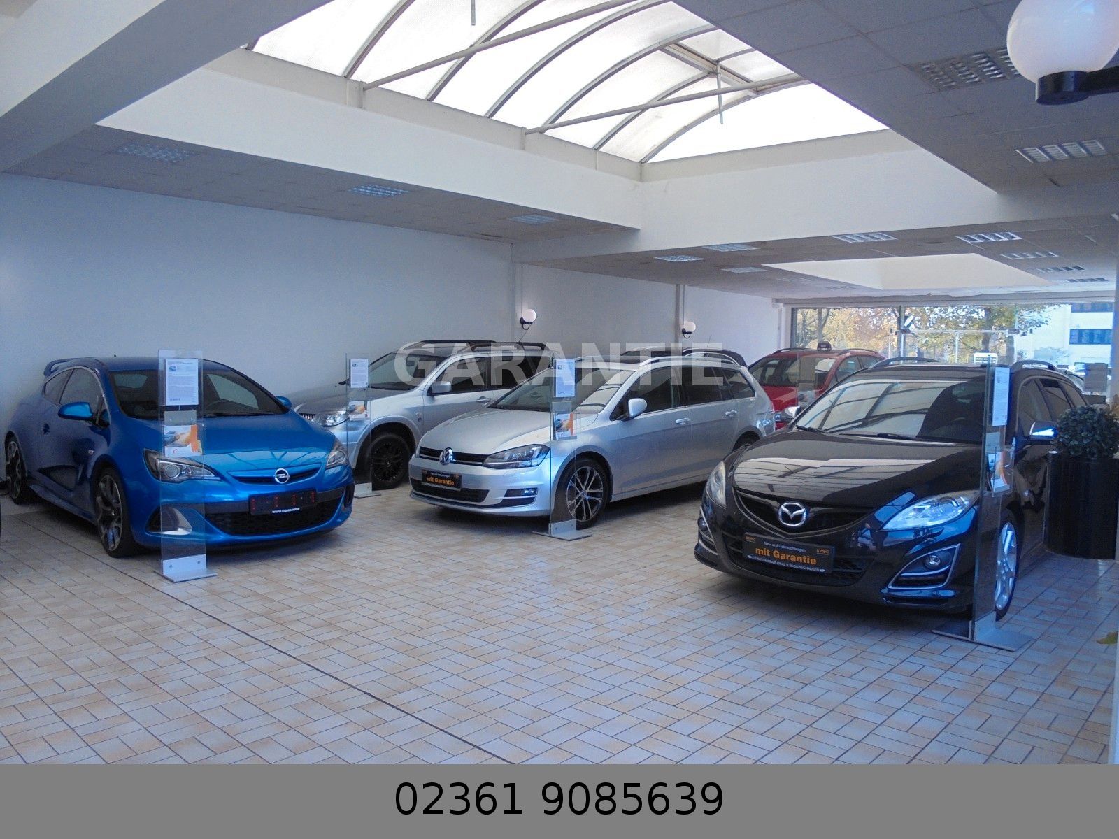 Fahrzeugabbildung Jaguar E-Pace E-PACE R-Dynamic S AWD