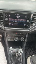 Volkswagen T-Roc - 12