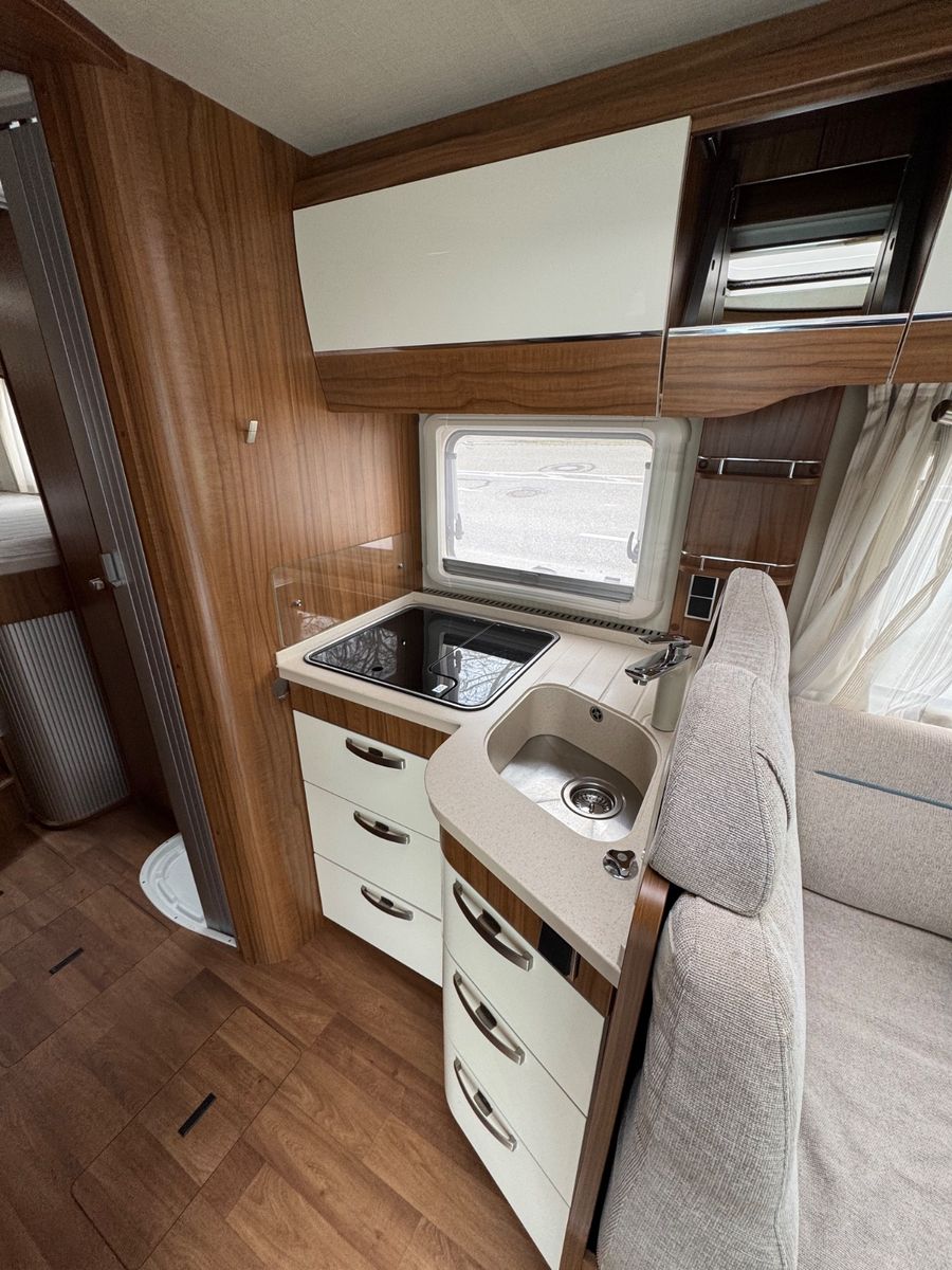 Fahrzeugabbildung HYMER / ERIBA / HYMERCAR Tramp  704 SL **1.Hand**nur 25000 km