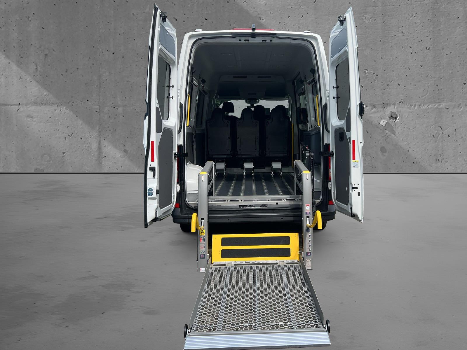 Volkswagen Crafter 35 HD | Lift+ 4 Rollstuhlplätze | sofort