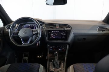 Volkswagen Tiguan R 2.0 TSI 4M HK+AID+ACC+SIDE+MATRIX+19"