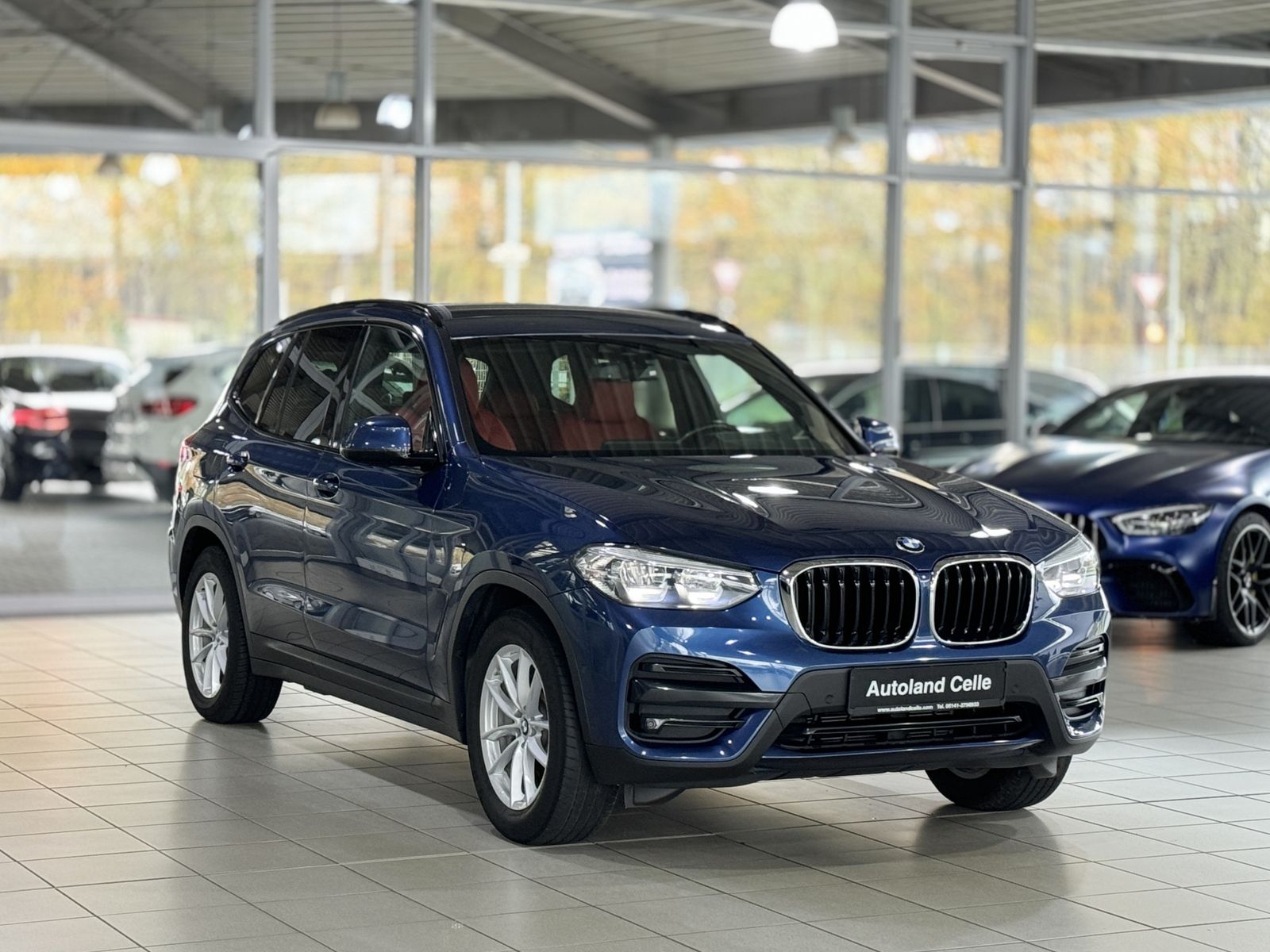 Fahrzeugabbildung BMW X3 xD30e Kamera HUD DAB HiFi Komfort Individual