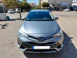 Toyota Avensis 1,8-l-Valvematic Comfort Touring Spo... - Toyota Avensis mit Benzin-Antrieb: Kombi, Automatik, 1.8