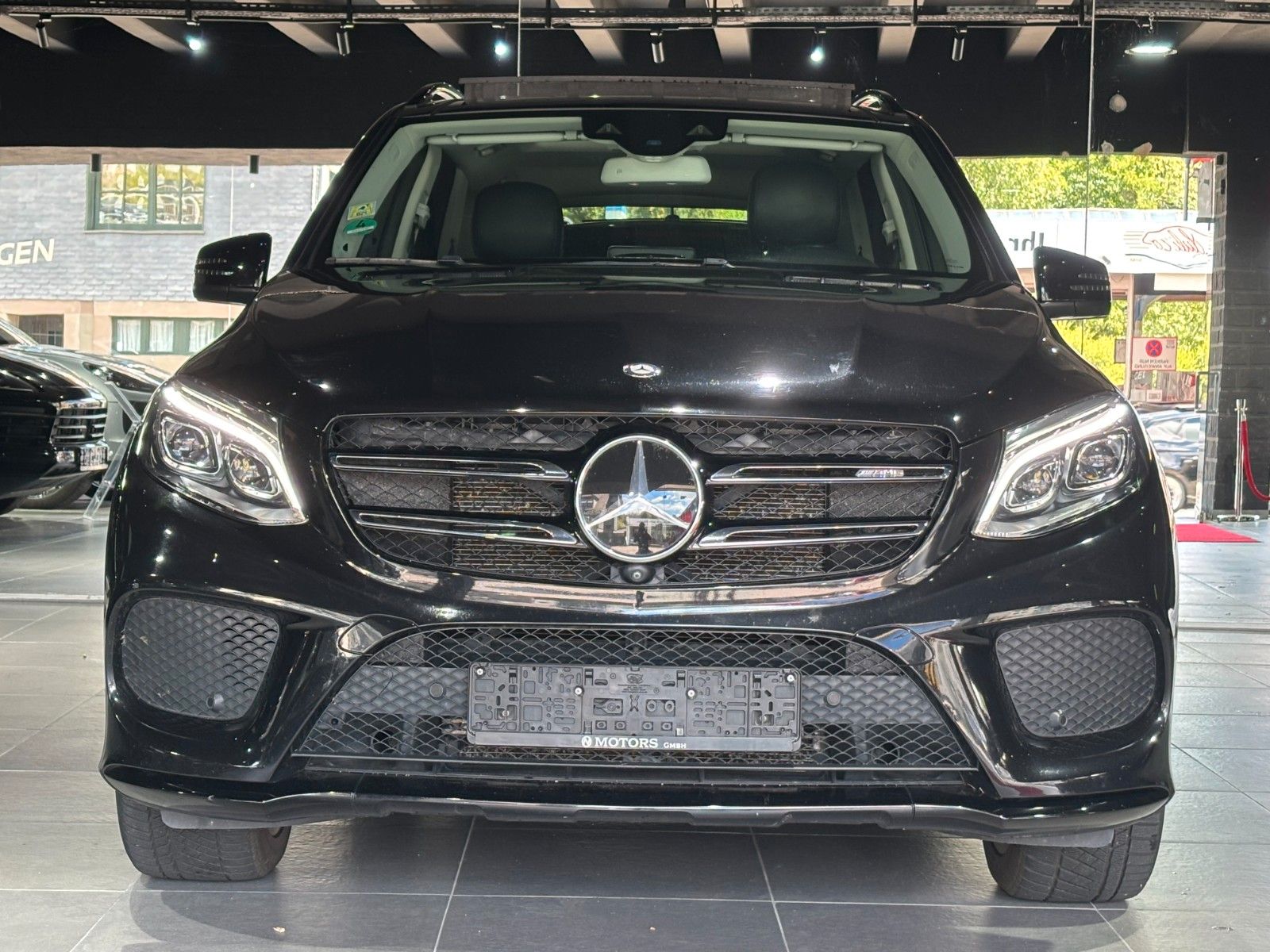 Fahrzeugabbildung Mercedes-Benz GLE 43 AMG 4Matic /PANO/MEMORY/360°/AMBIENTE