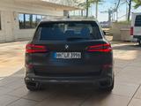 BMW X5 xDrive 30 d M Black VERMILION Edition - BMW X5 mit Diesel-Antrieb