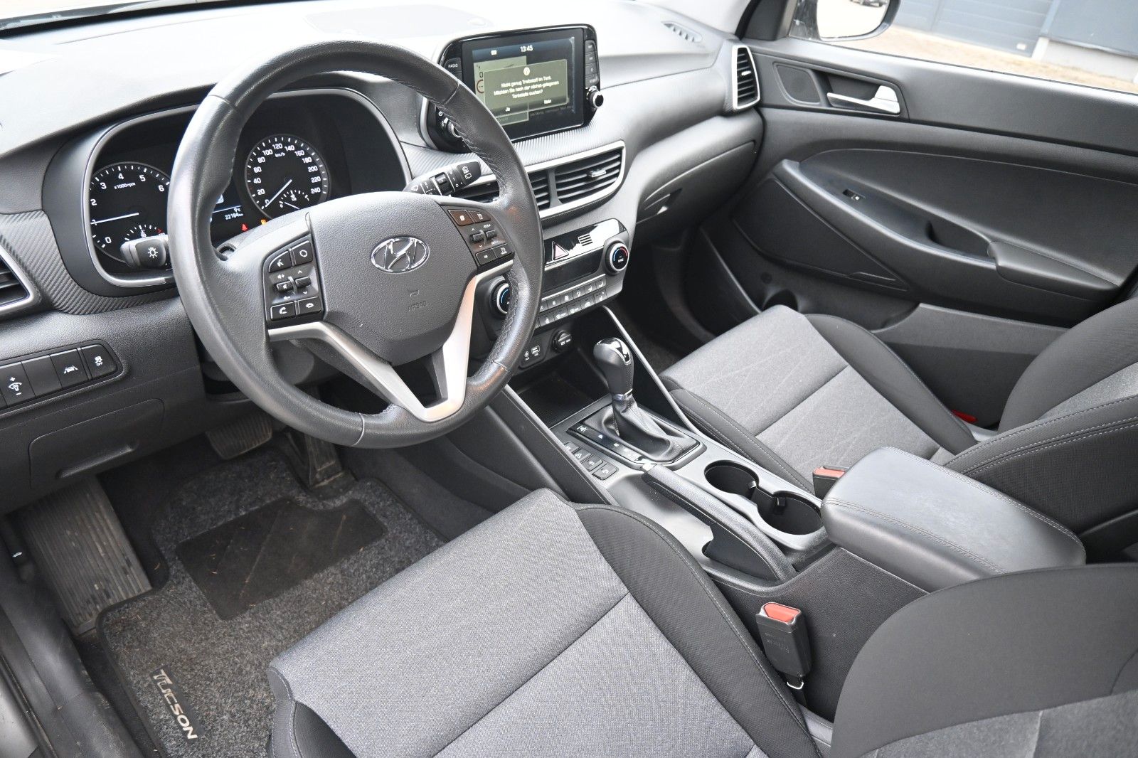 Fahrzeugabbildung Hyundai Tucson 2WD 1.6 DCT*TEMPO*NAV*SIHZG*RFK