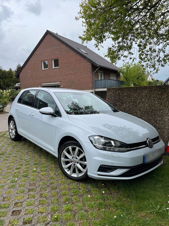 Image of Volkswagen Golf