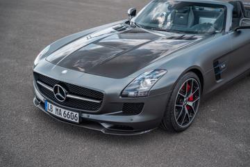 صورة 3 لـ 2014 Mercedes-BENZ SLS AMG