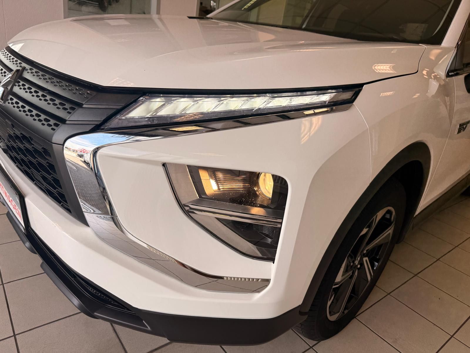 Fahrzeugabbildung Mitsubishi Eclipse Cross Hybrid 4WD /AHK/KAMERA/KLIMA