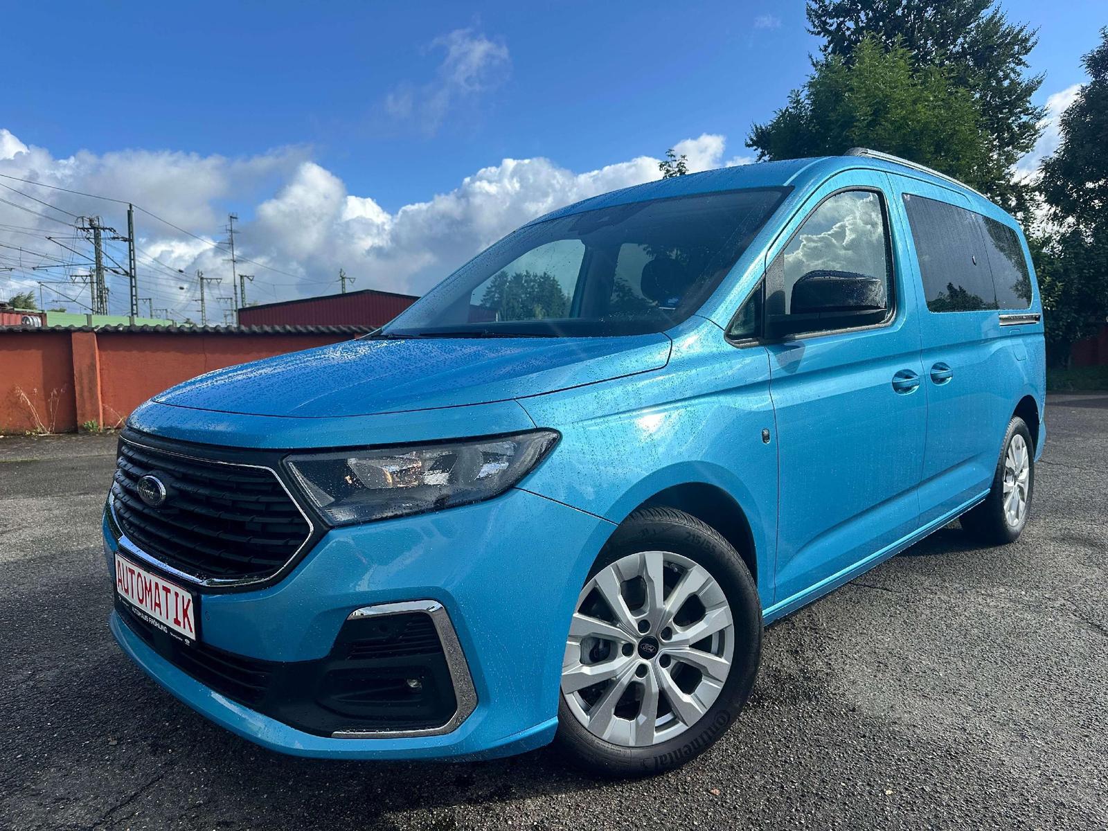 Ford Grand Tourneo 2.0 EcoBlue Titanium + AHK+PDC+RFK