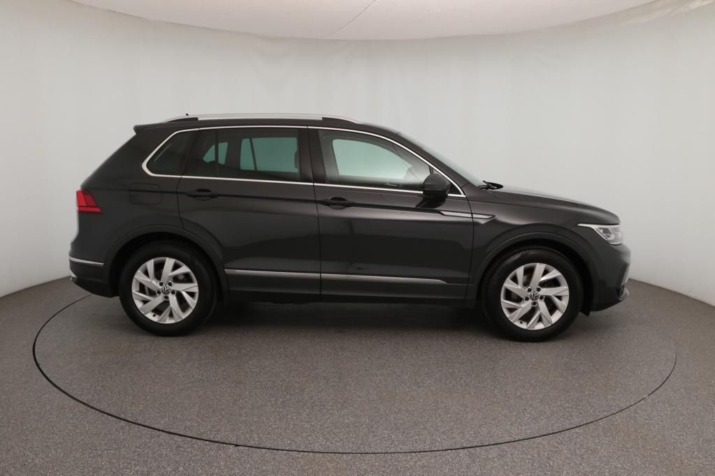 Volkswagen Tiguan Elegance 2.0 TDI AHK*Klima*Tempo*Nav*PDC
