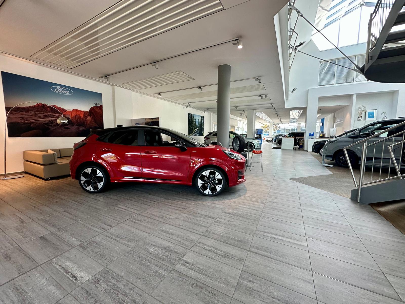 showroom-image-bottom