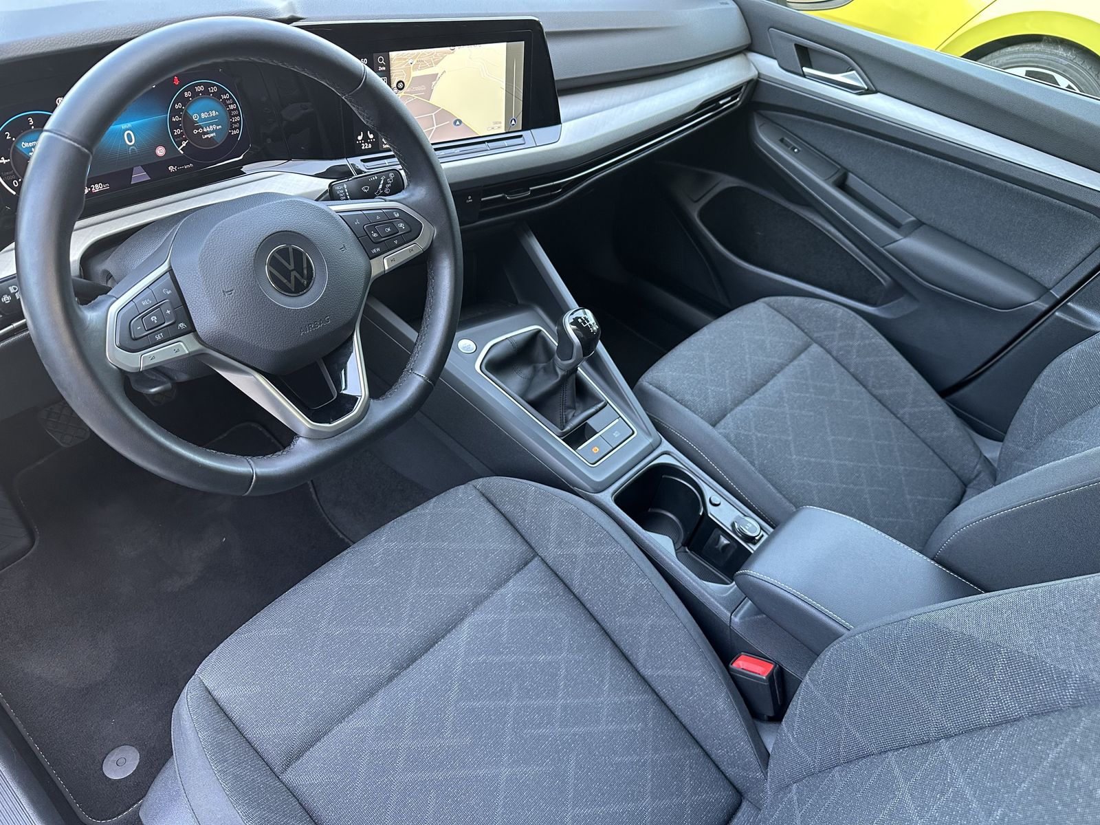 Fahrzeugabbildung Volkswagen Golf Variant 2.0 TDI Life+NAV+LED+ACC+KAMERA+SHZ