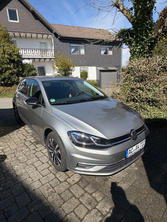 Image of Volkswagen Golf