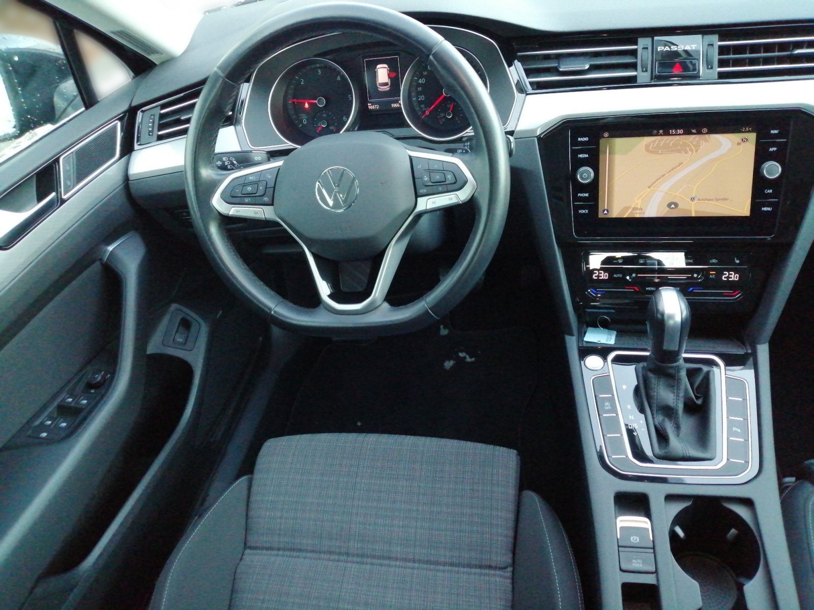 Volkswagen Passat Variant - Bild 11