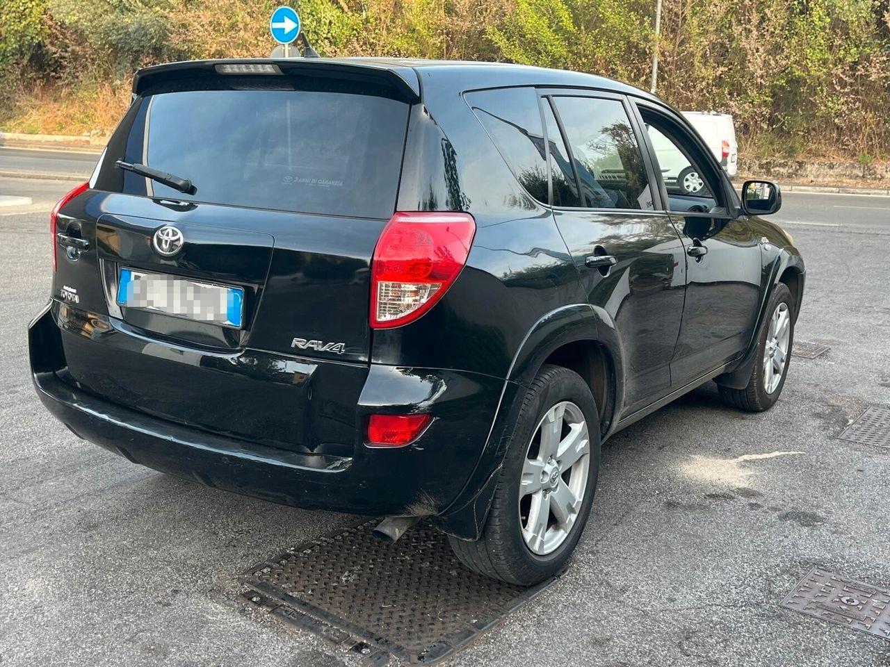 Toyota RAV4 2007 — engine 2.231 cm³, 177 HP (130kW)