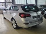 Opel Astra J Sports Tourer Exklusiv/Standhzng/Kamera - Opel Astra Exklusiv mit Diesel-Antrieb