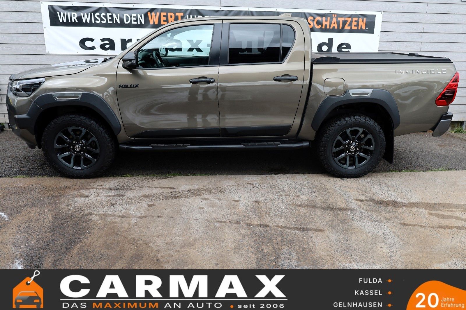 Fahrzeugabbildung Toyota Hilux 2.8 D-4D Invincible,ACC,Navi,Rollo,AHK