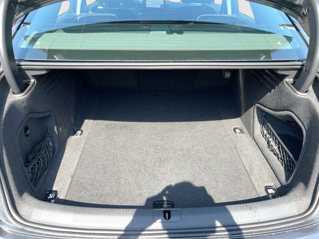 Audi A4 - Bild 17