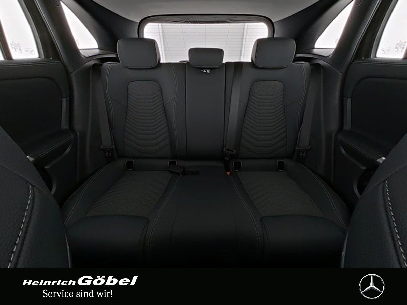 Fahrzeugabbildung Mercedes-Benz GLA 180 PROGRESSIVE+LED+KAMERA+EL.HECKKL.+NAVI