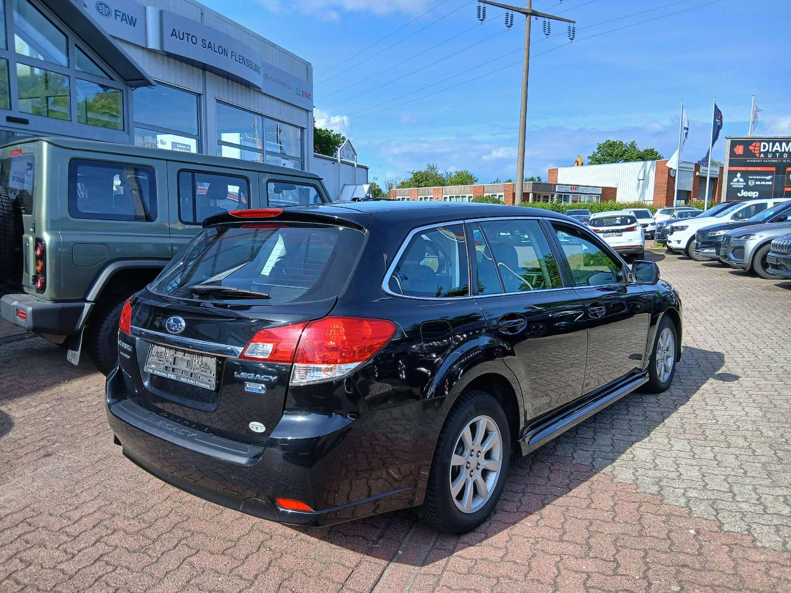Subaru Legacy Trend*Allrad*1 Hand*Navi*Sitzheizung*TÜV 