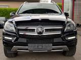 Mercedes-Benz GL 350 BlueTec 4Matic NAVI/LEDER/TV/PANO/7SITZER - Mercedes-Benz GL 350 Gebrauchtwagen