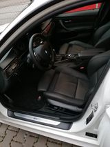 BMW E90 335i  M-paket - BMW 335: Limousine, 335i