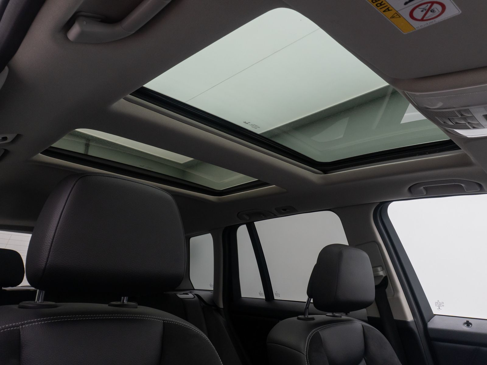 Fahrzeugabbildung Mercedes-Benz GLK GLK 250 CDI BlueTec 360° Bi-Xenon ACC Panora