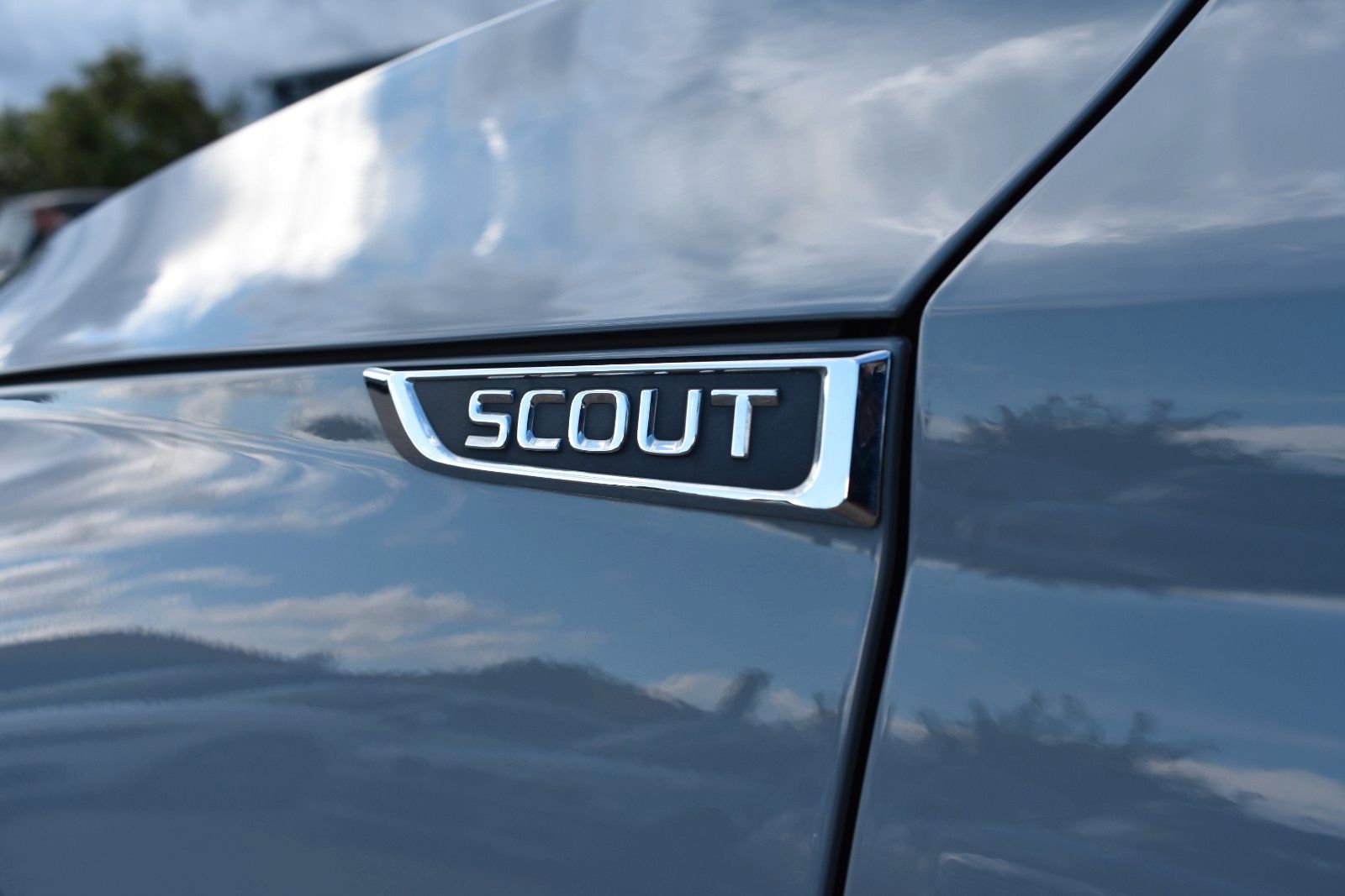 Fahrzeugabbildung SKODA Octavia Combi Scout 4x4/KEYLESS/HUD/AHK/LED