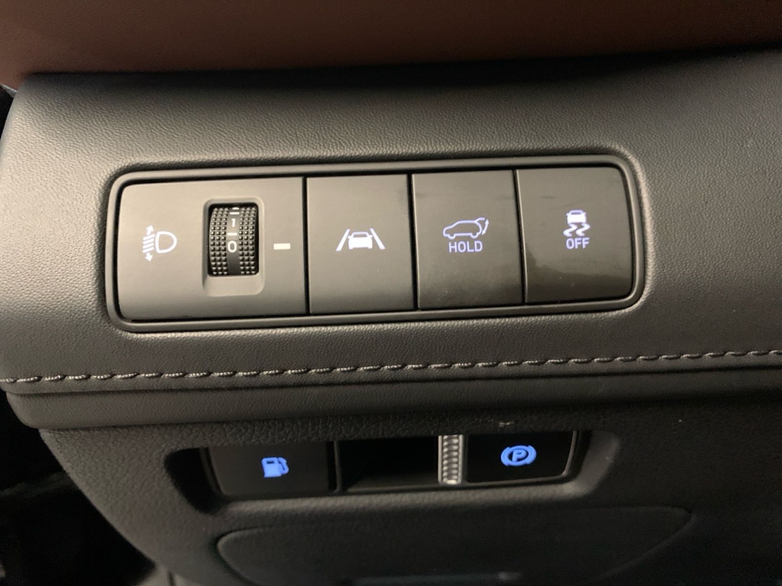 Fahrzeugabbildung Hyundai SANTA FE 1.6 T-GDI Prime Plug-In Hybrid 4WD AHK