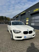 BMW 114i, 2014, gepflegt, Weiß, 5 Türig - BMW 114 in Bielefeld
