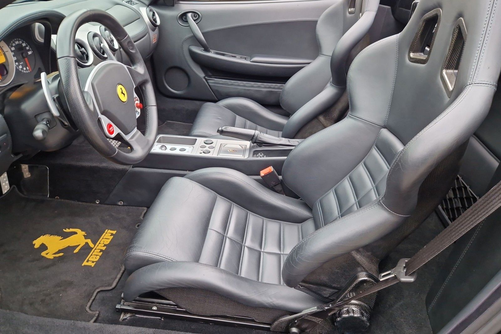 Fahrzeugabbildung Ferrari F430 Spider F1*Racing-Sitze*Subwoofer*