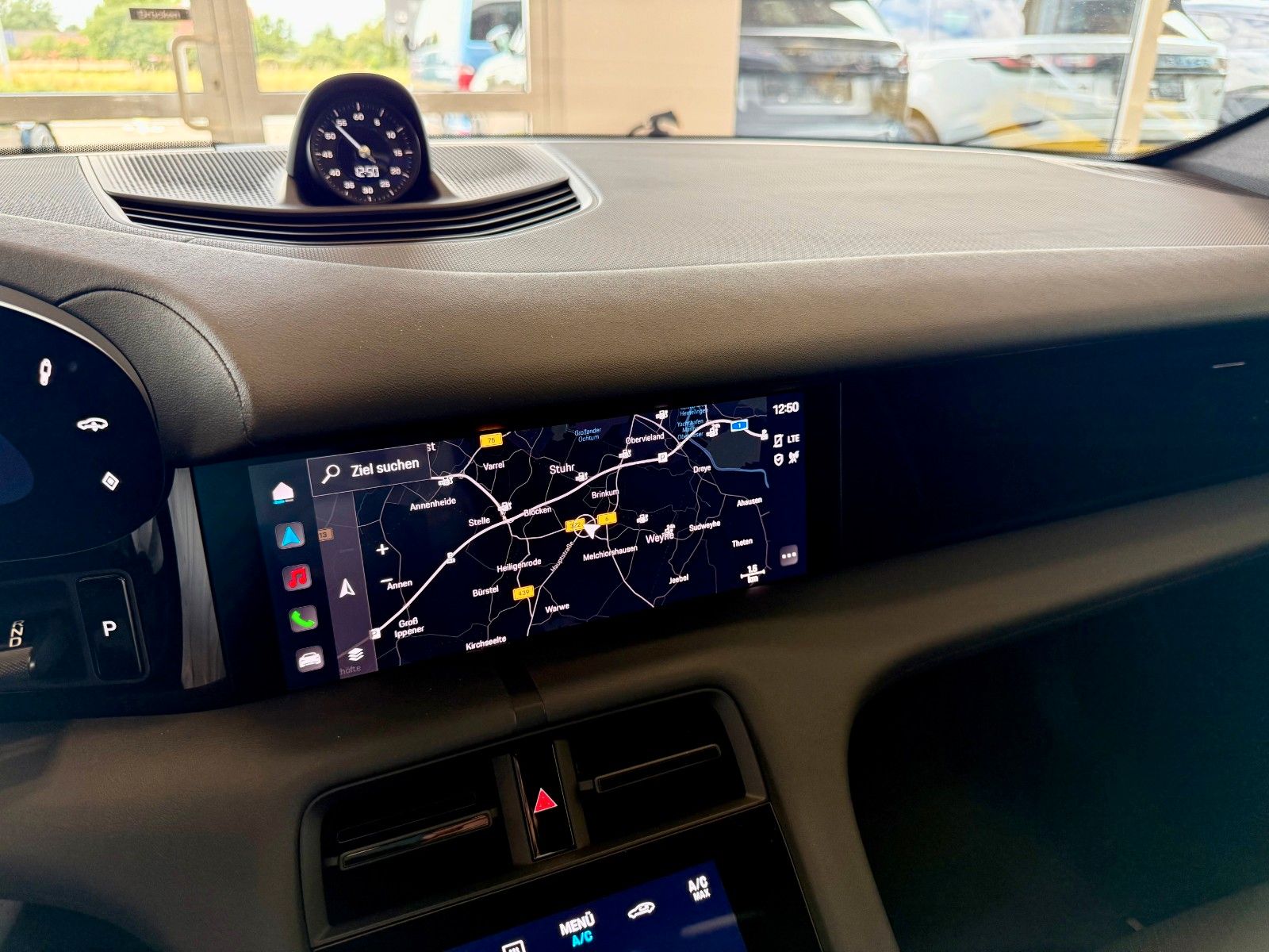 Fahrzeugabbildung Porsche Taycan Sport Turismo Performance/Luftferderung