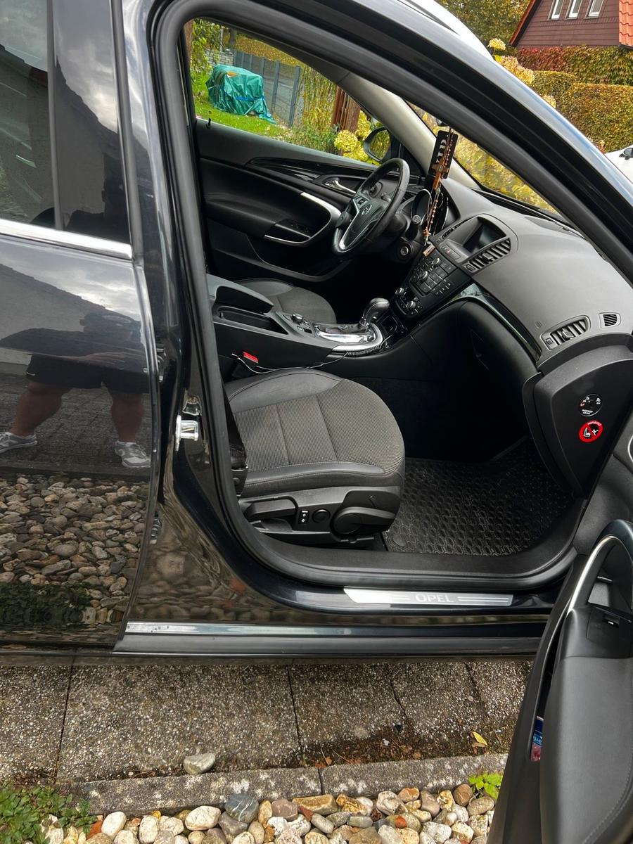 Opel Insignia 2013 — engine 194 HP (143kW)