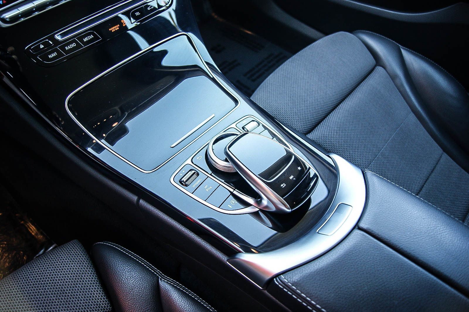 Fahrzeugabbildung Mercedes-Benz C 180 T CGI Avantgarde AHK LED NAVI SITZH