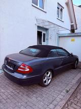 Mercedes-Benz CLK 240 AVANTGARDE Avantgarde - blaue Mercedes-Benz CLK 240