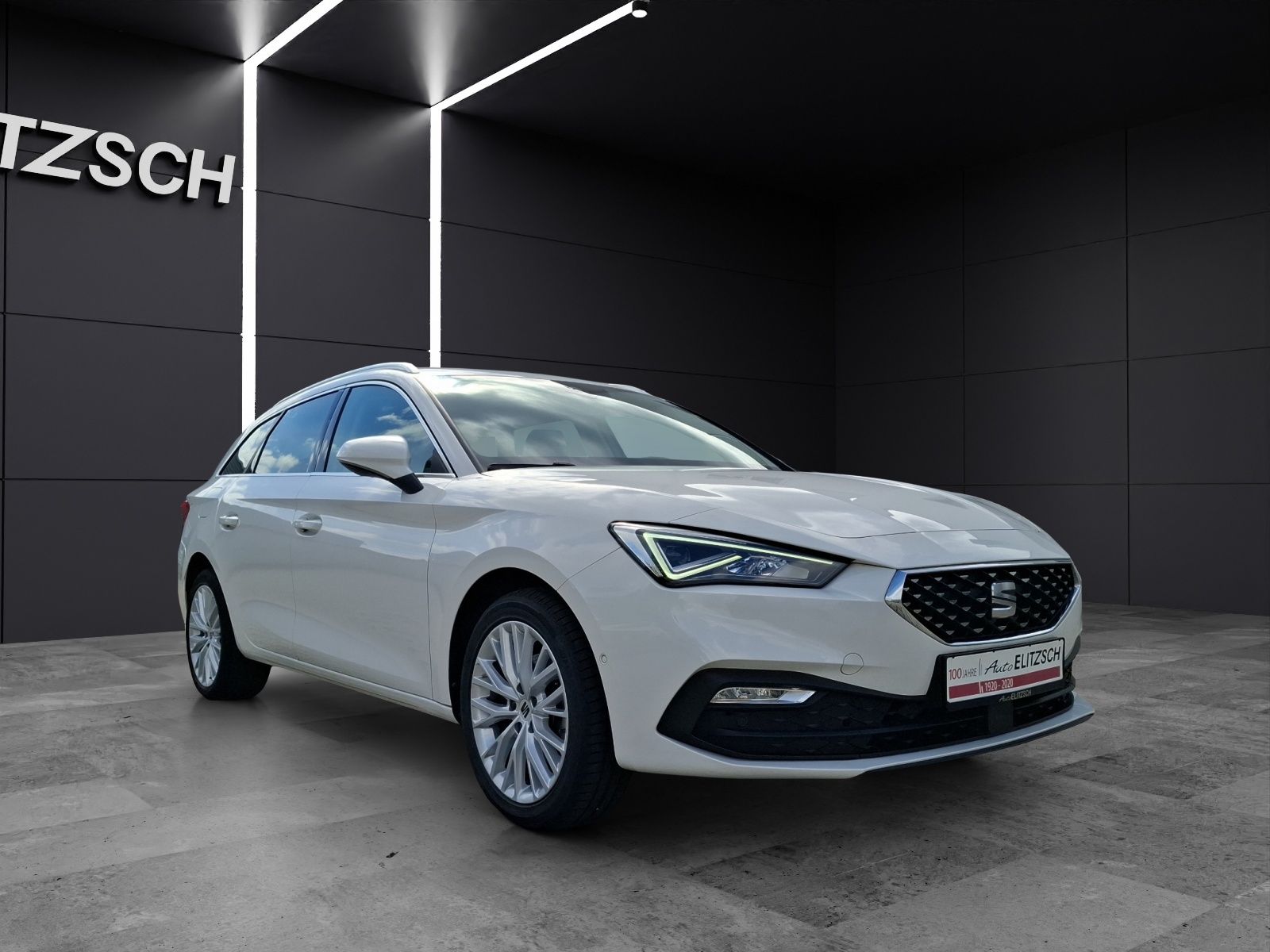 Fahrzeugabbildung SEAT Leon ST eTSI Xcellence DSG LED Navi GRA Park-Ass