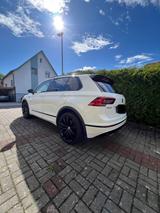 Volkswagen Tiguan 2.0 TDI SCR 140kW DSG 4MOTION AHK,Stdhz - Volkswagen Tiguan: TDI 140