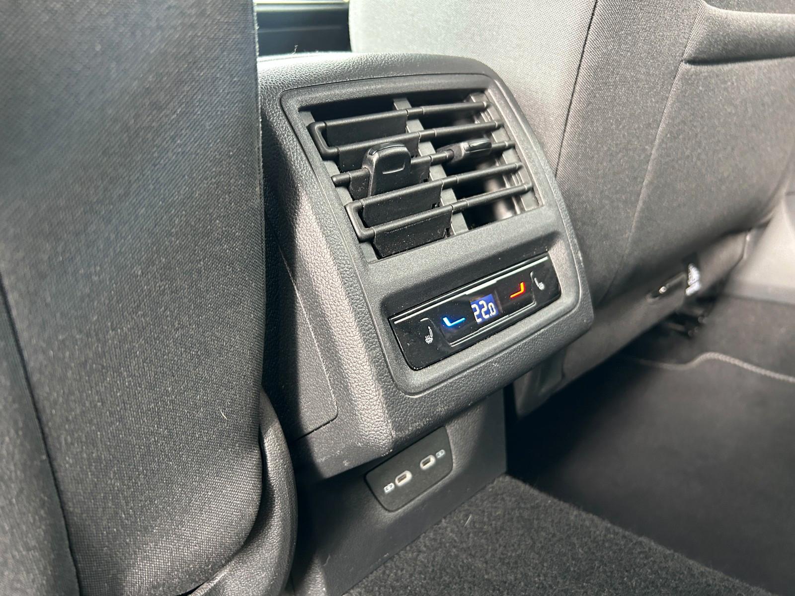 Volkswagen Golf VIII Variant Style 2.0 TSI 4Motion Kamera, миниатюра 19