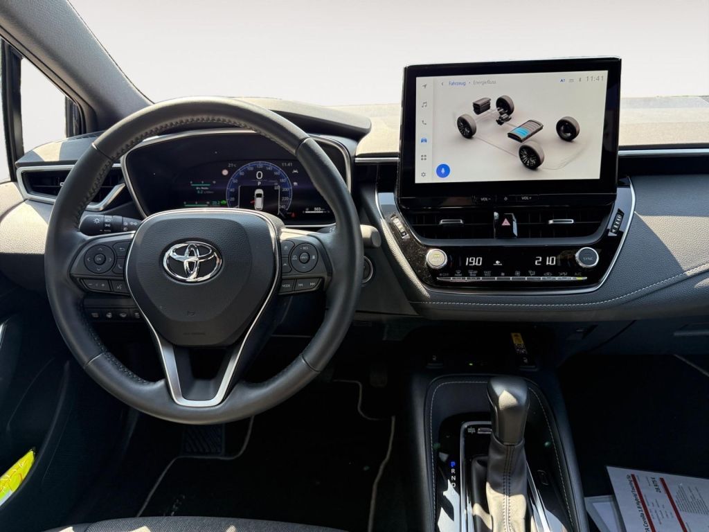 Fahrzeugabbildung Toyota Corolla 1.8 Hybrid Touring Sports Team Deutschla